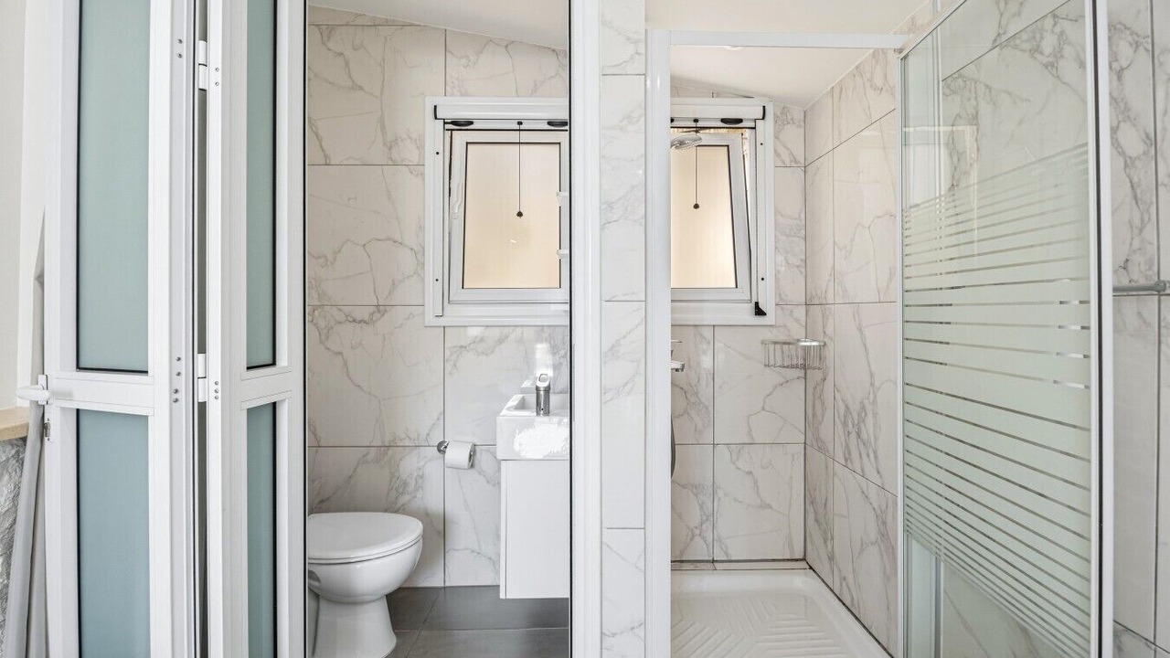 Photo of Bathroom in Cape Greko