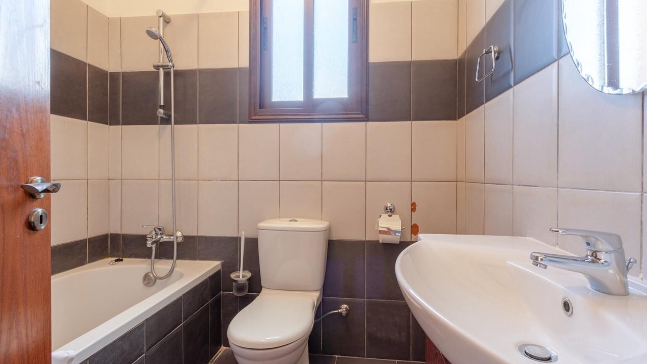 Photo of Bathroom in Latchi