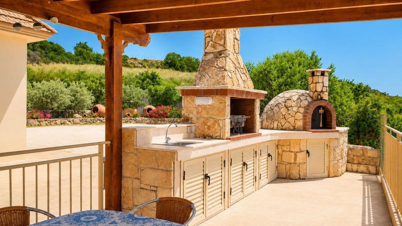 Photo of Outdoor in Pano Arodhes
