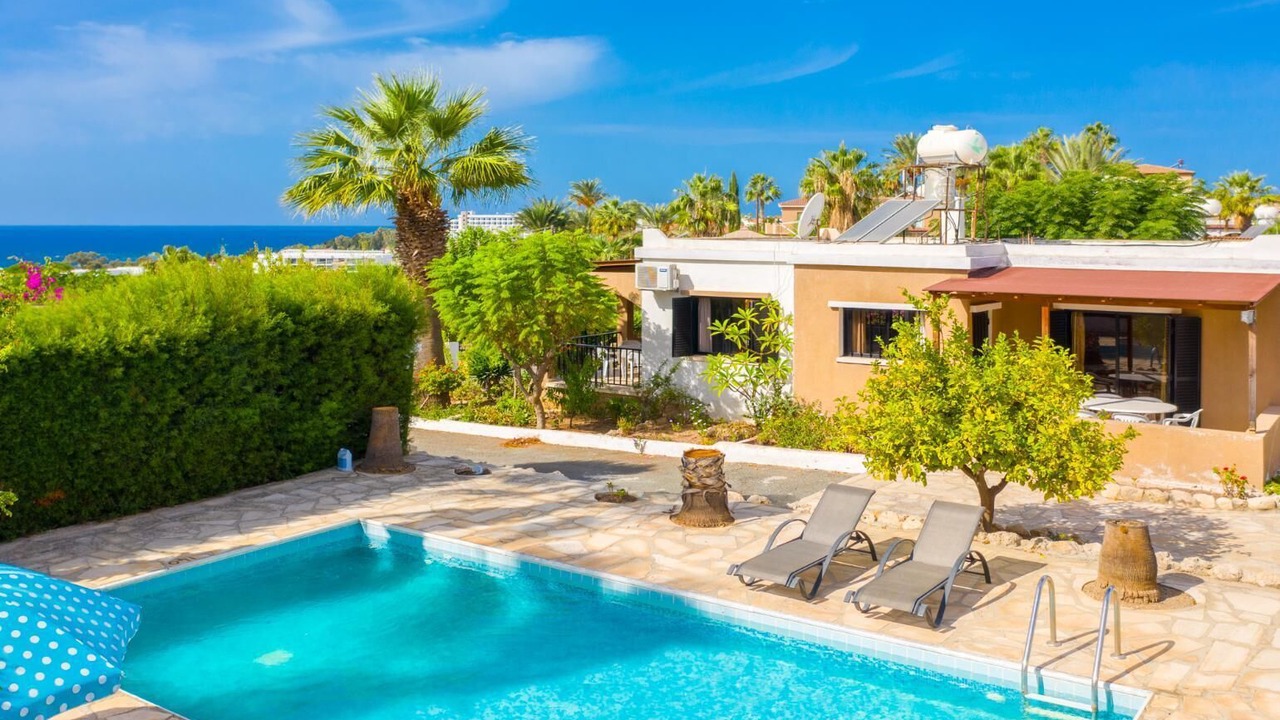Photo of Outdoor in Pegeia
