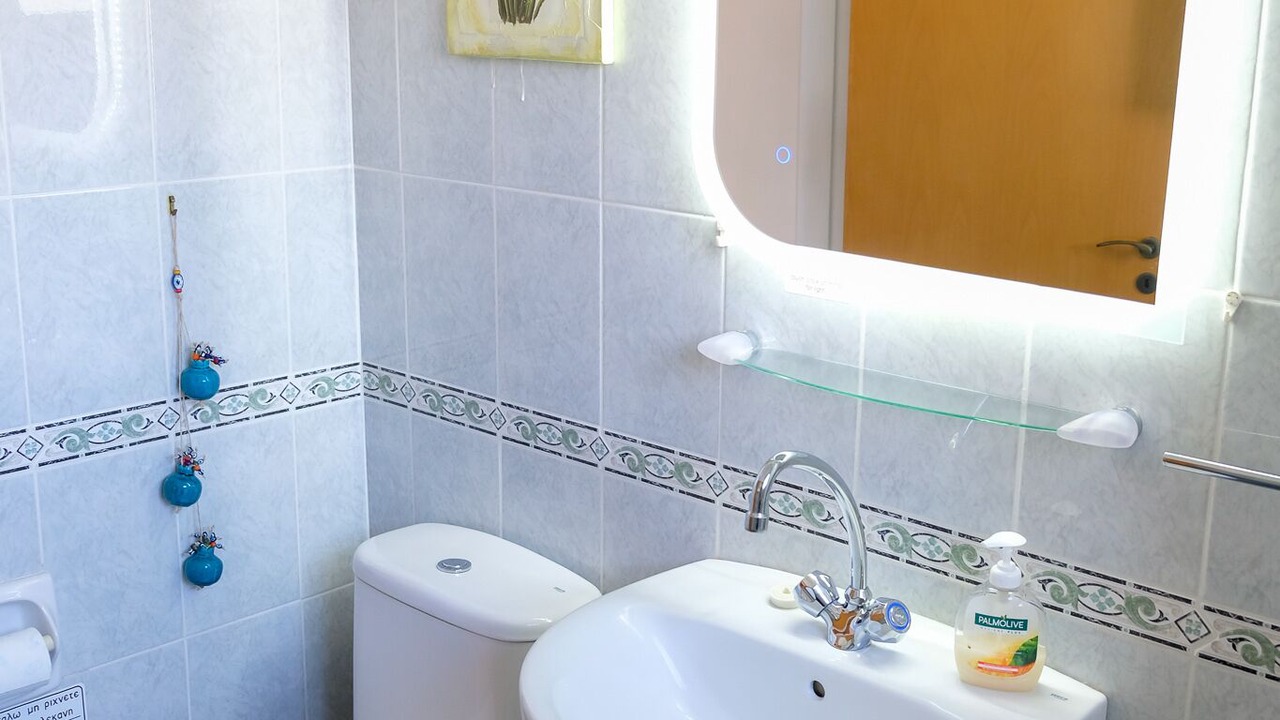 Photo of Bathroom in Peyia Town