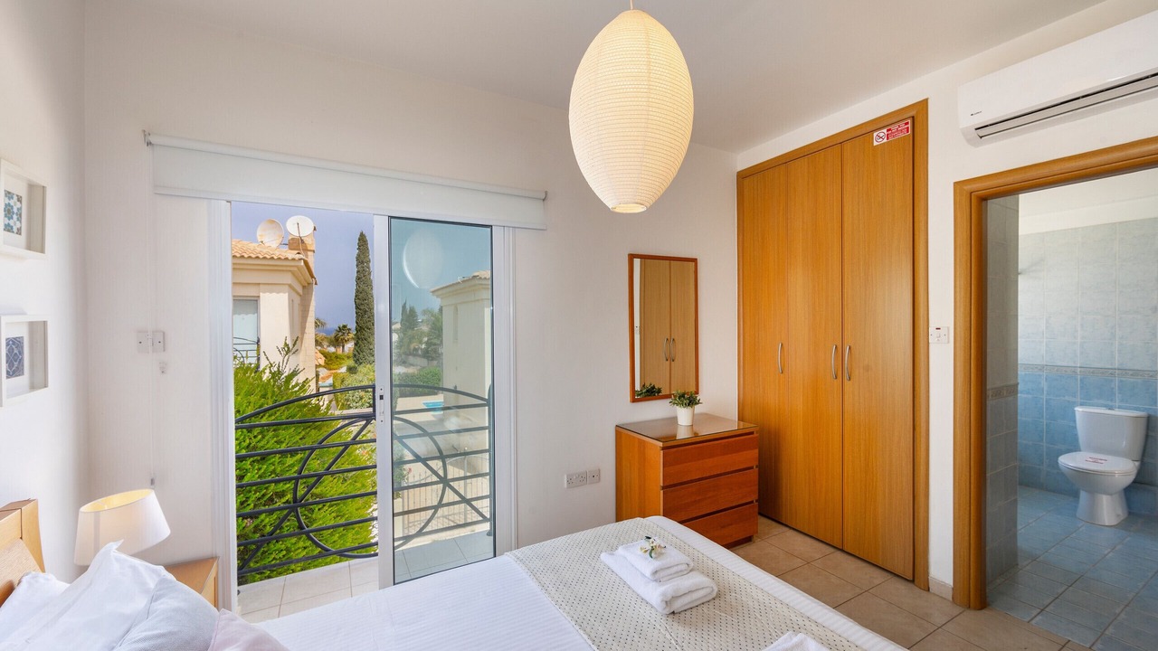 Photo of Bedroom in Kapparis