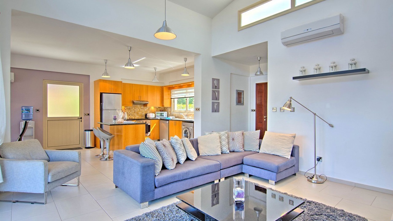 Photo of Livingroom in Latchi