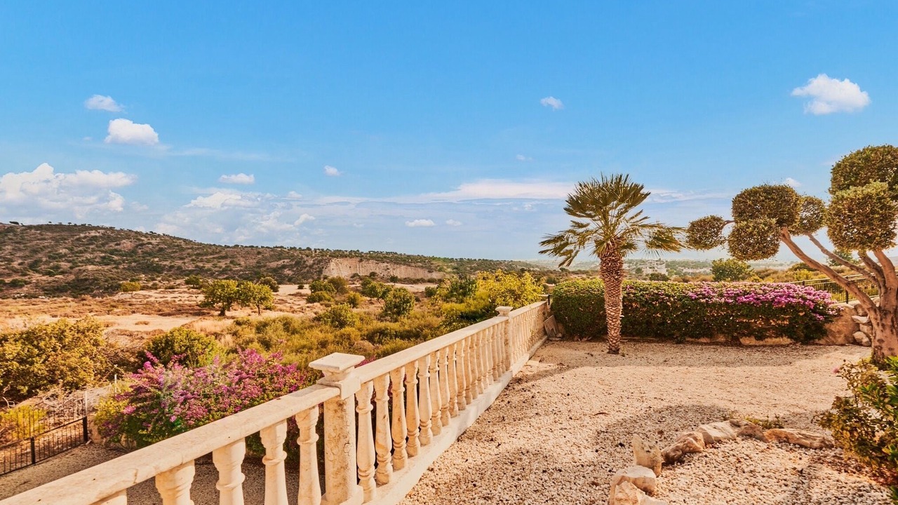 Photo of Outdoor in Pegeia