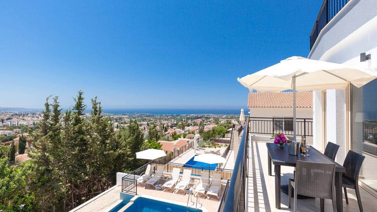 Photo of Outdoor in Peyia Town