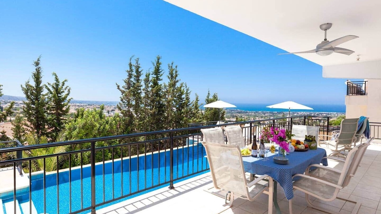 Photo of Outdoor in Peyia Town