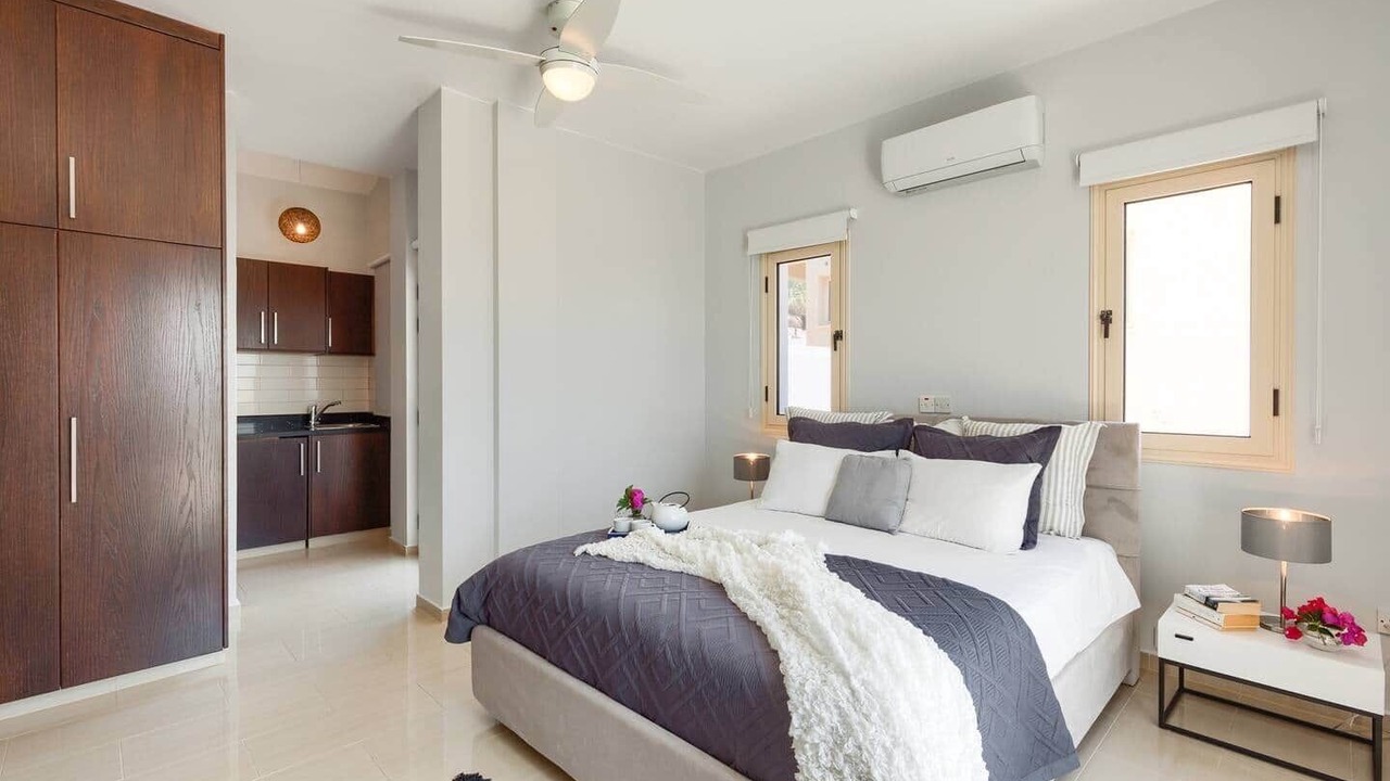 Photo of Bedroom in Peyia Town