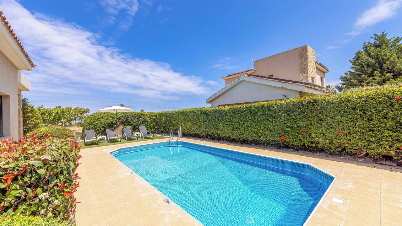 Photo of Outdoor in Latsi