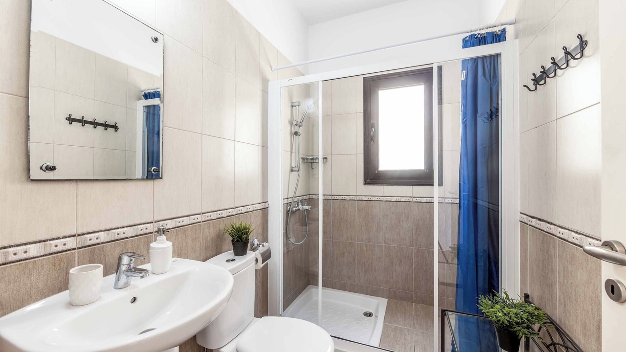 Photo of Bathroom in Latsi