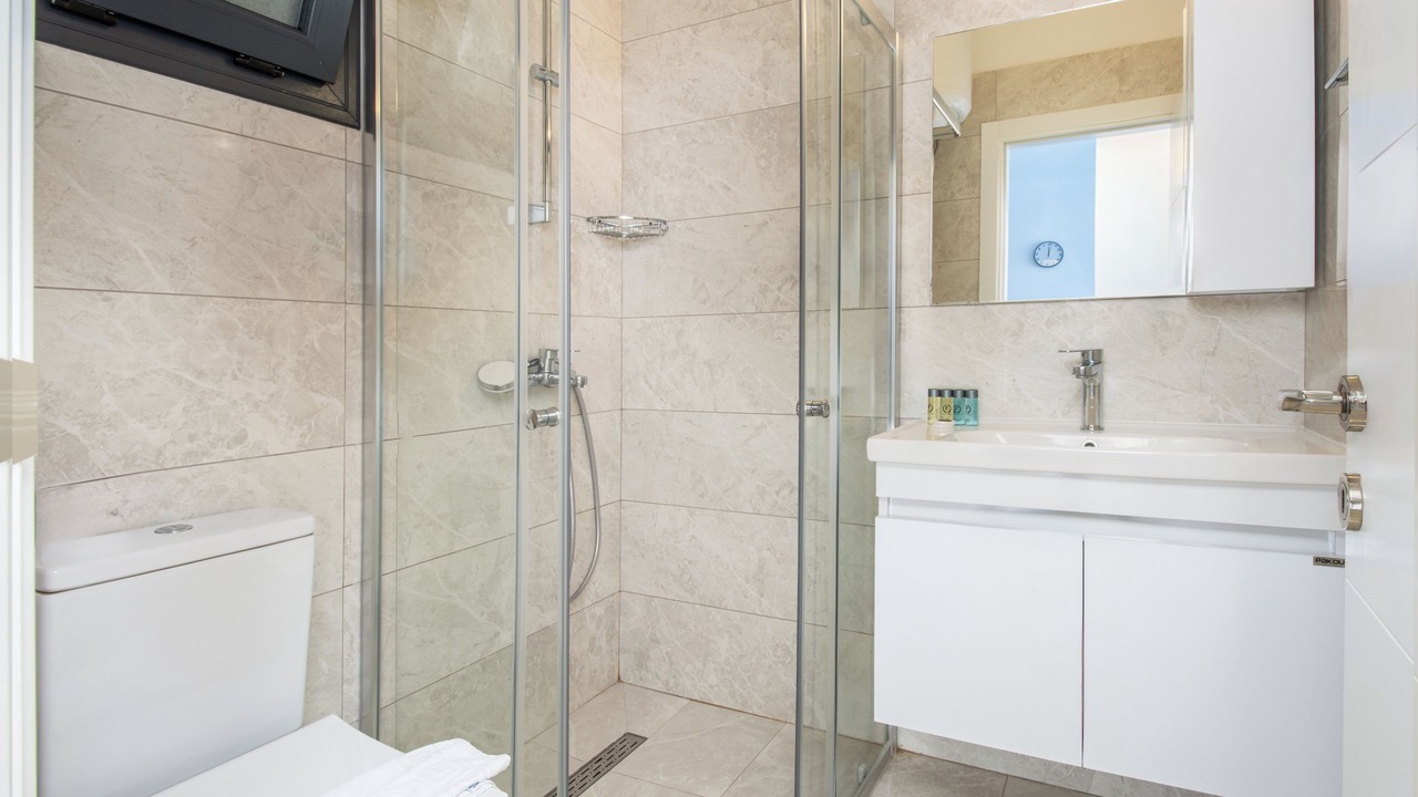 Photo of Bathroom in Trikomo