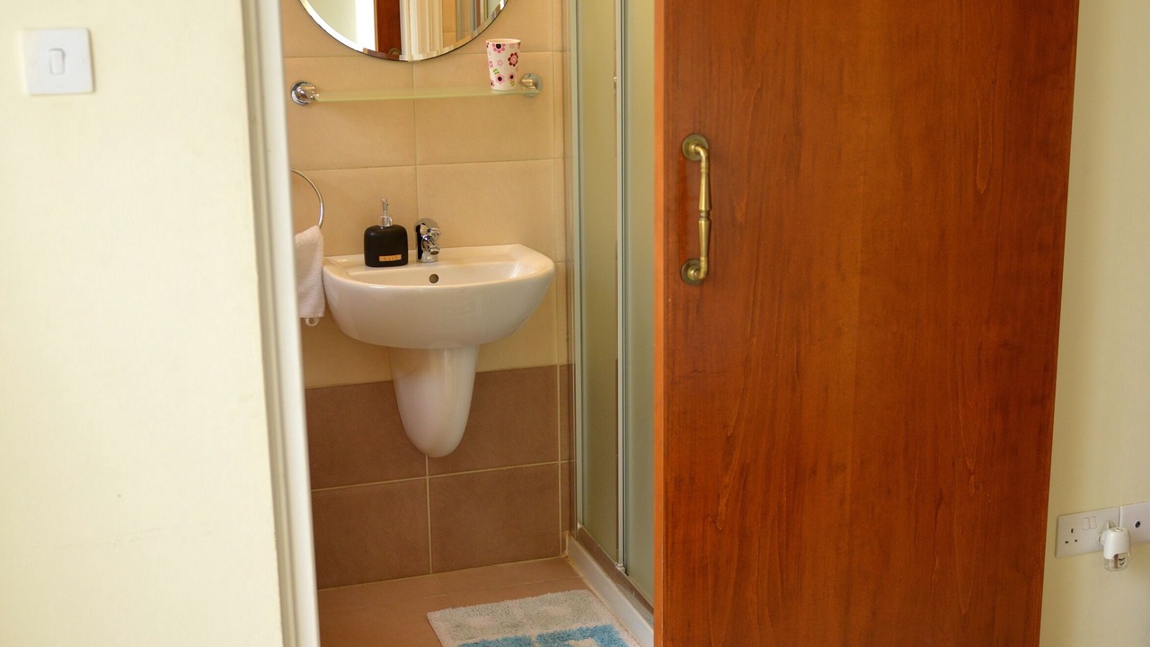Photo of Bathroom in Pernera