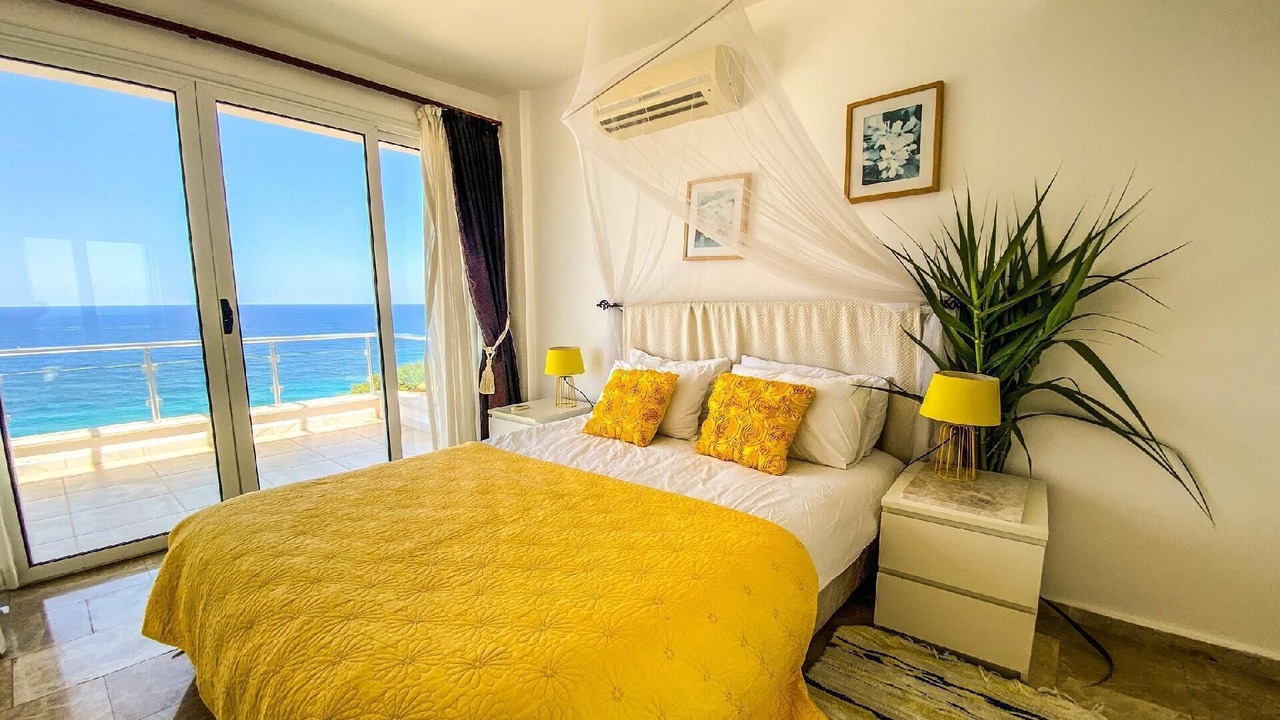 Photo of Bedroom in Esentepe
