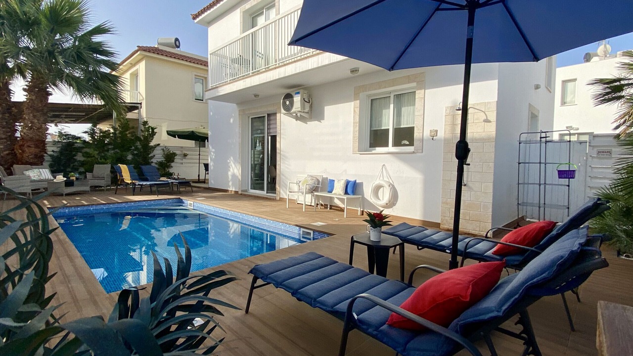 Photo of Outdoor in Pernera