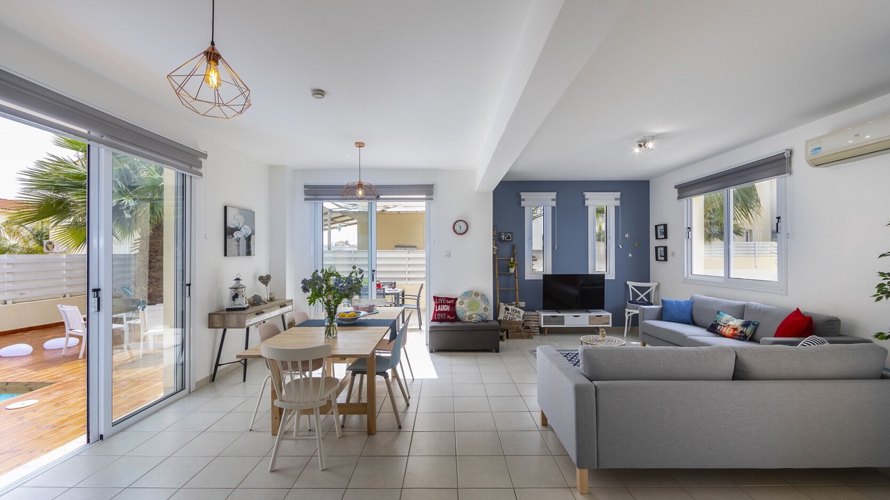 Photo of Livingroom in Pernera