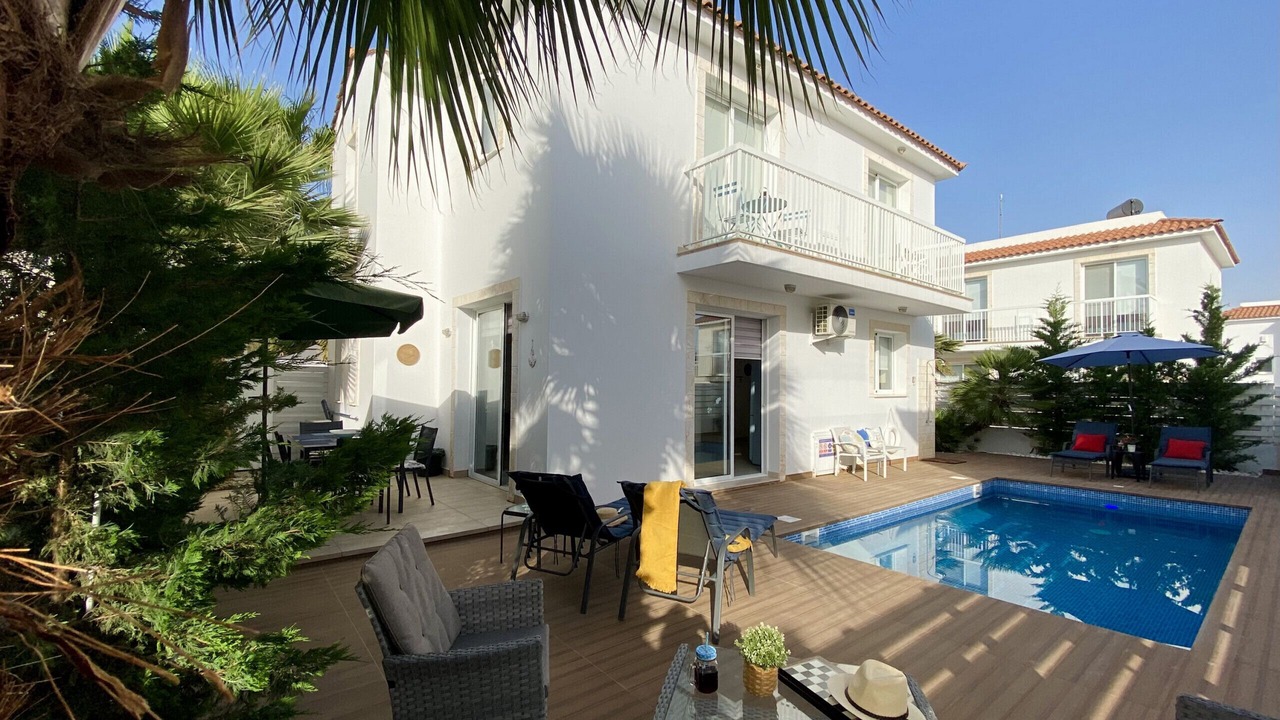 Photo of Outdoor in Pernera