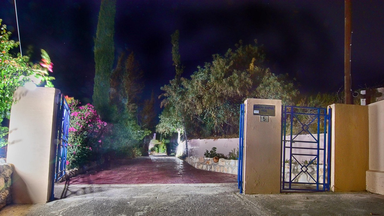 Photo of Outdoor in Pegeia