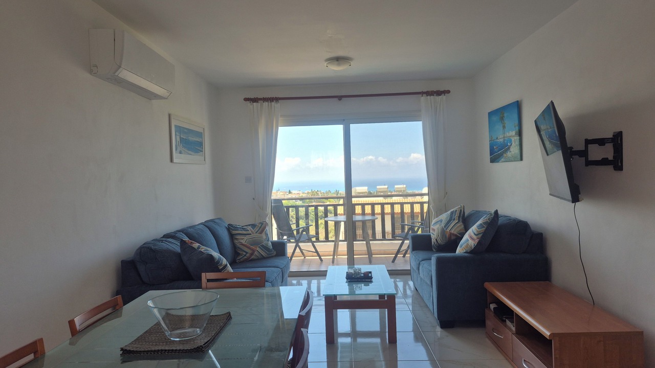 Photo of Livingroom in Peyia Town