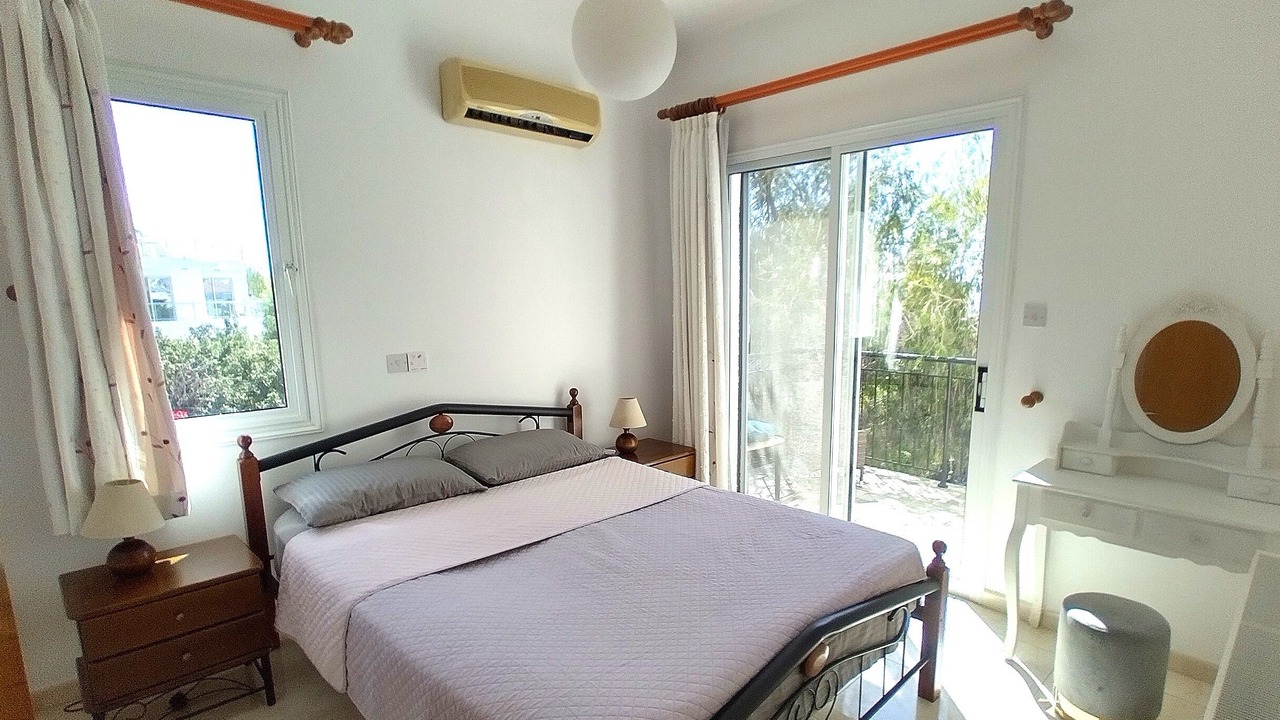 Photo of Bedroom in Peyia Town