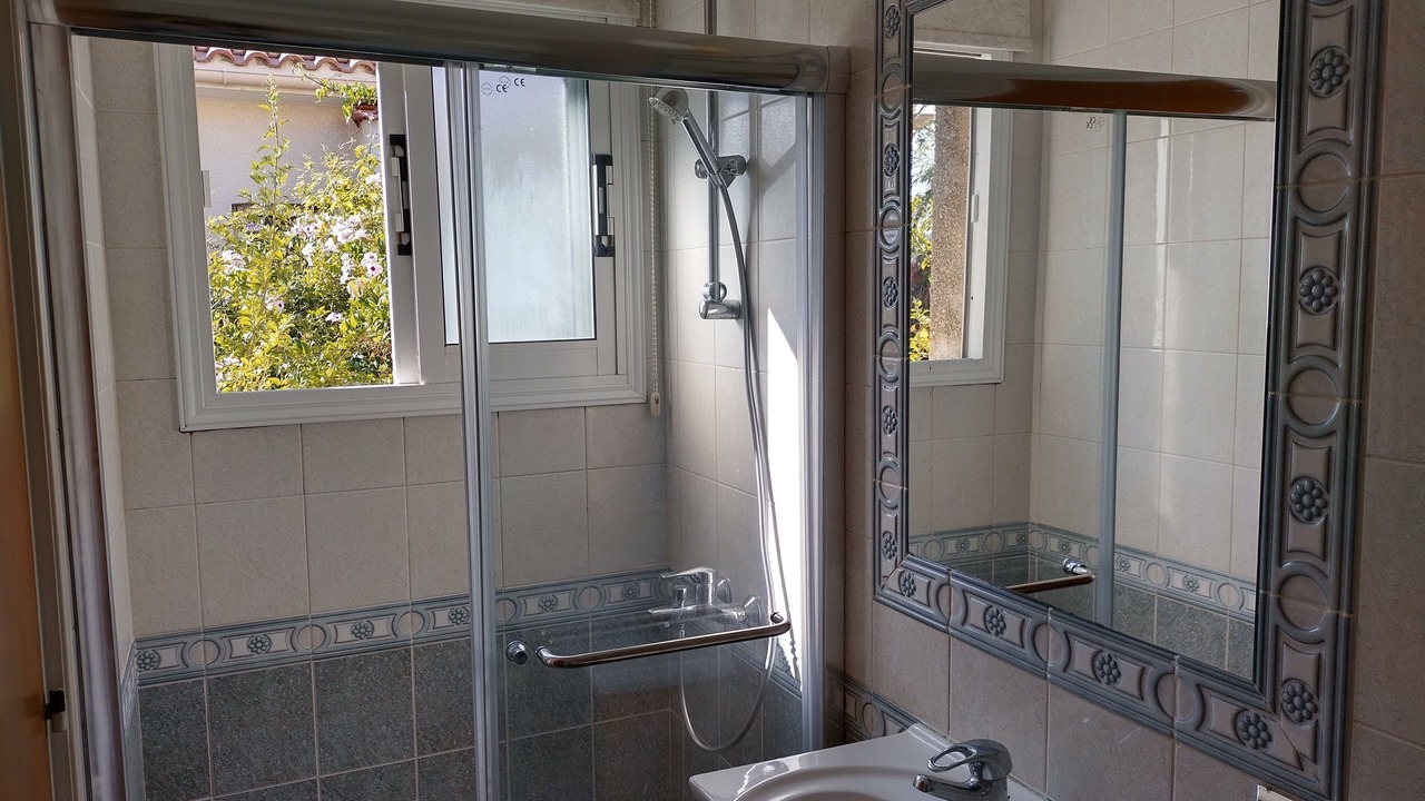 Photo of Bathroom in Peyia Town