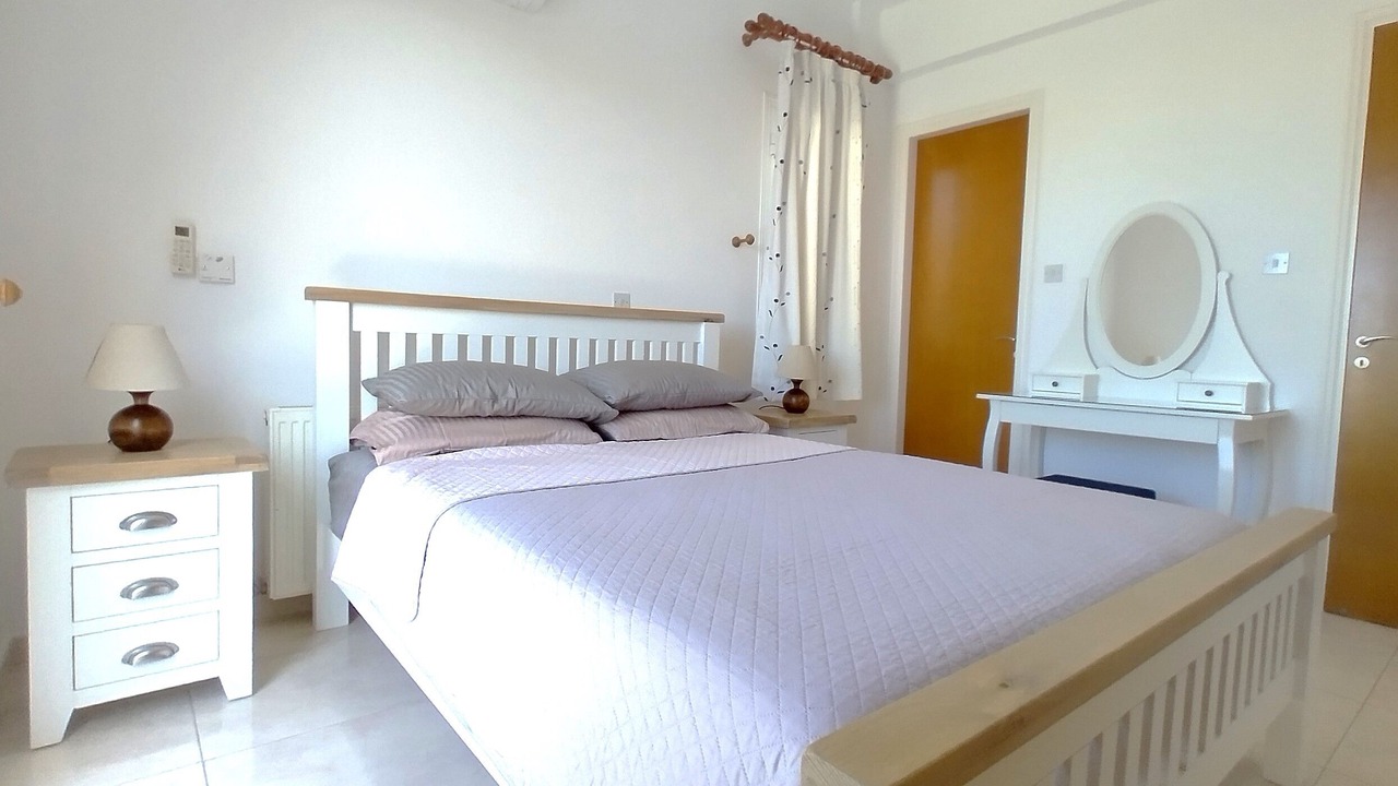 Photo of Bedroom in Peyia Town