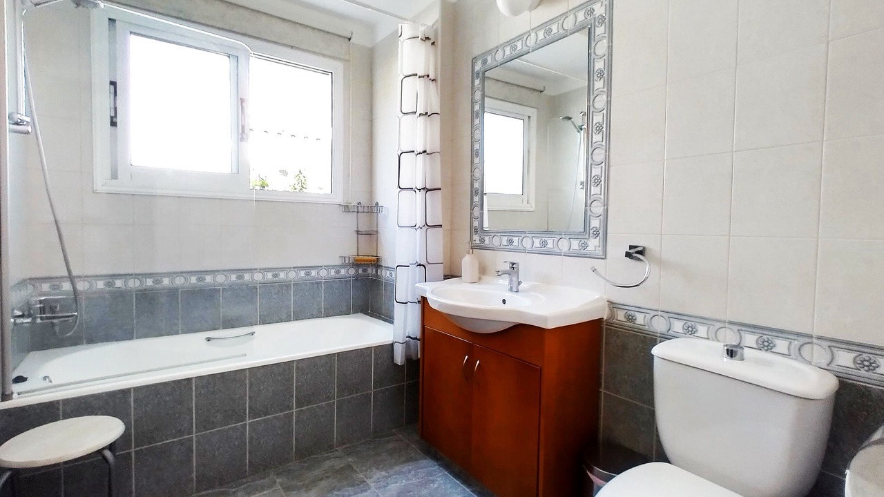 Photo of Bathroom in Peyia Town