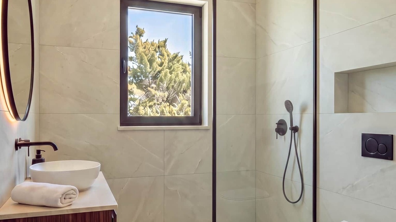 Photo of Bathroom in Agios Georgios Pegeias