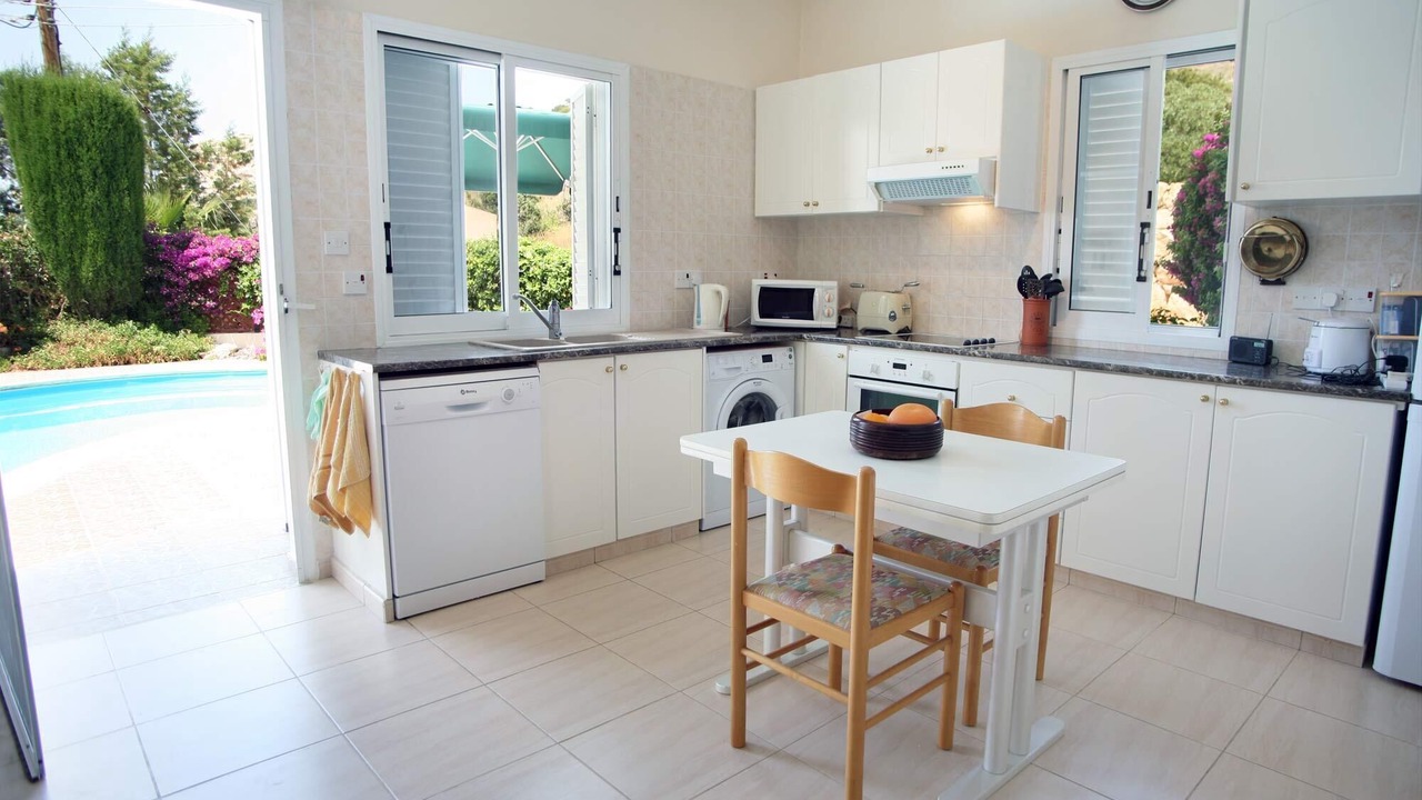 Photo of Kitchen in Peyia Town