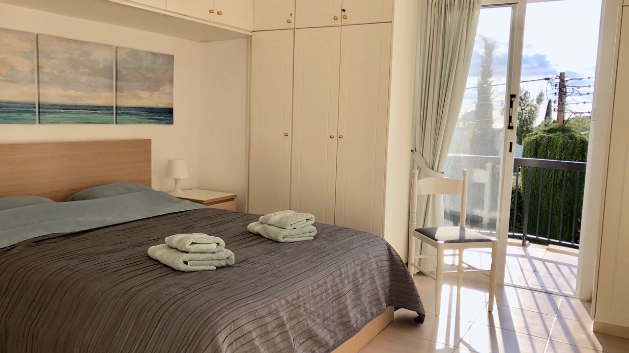 Photo of Bedroom in Peyia Town