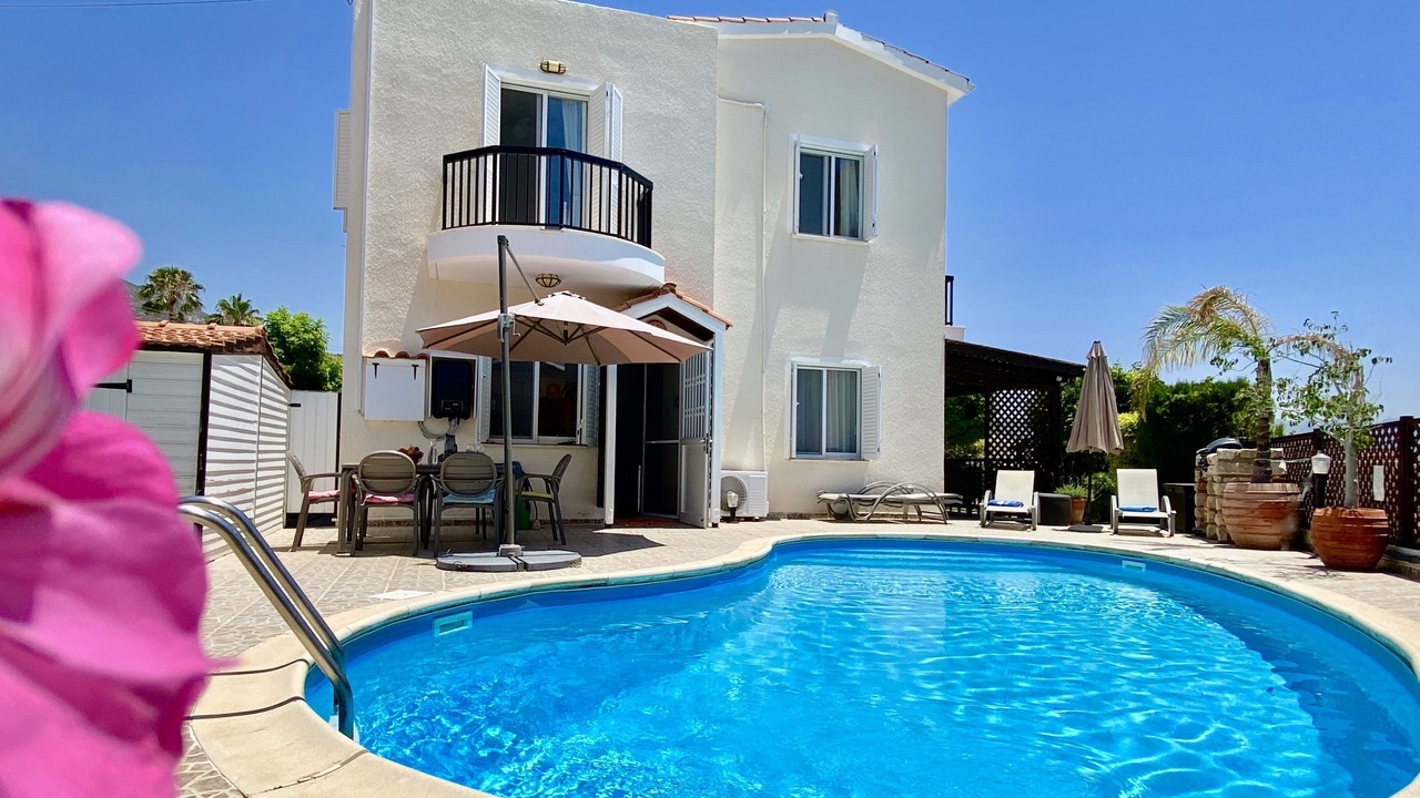 Photo of Outdoor in Peyia Town
