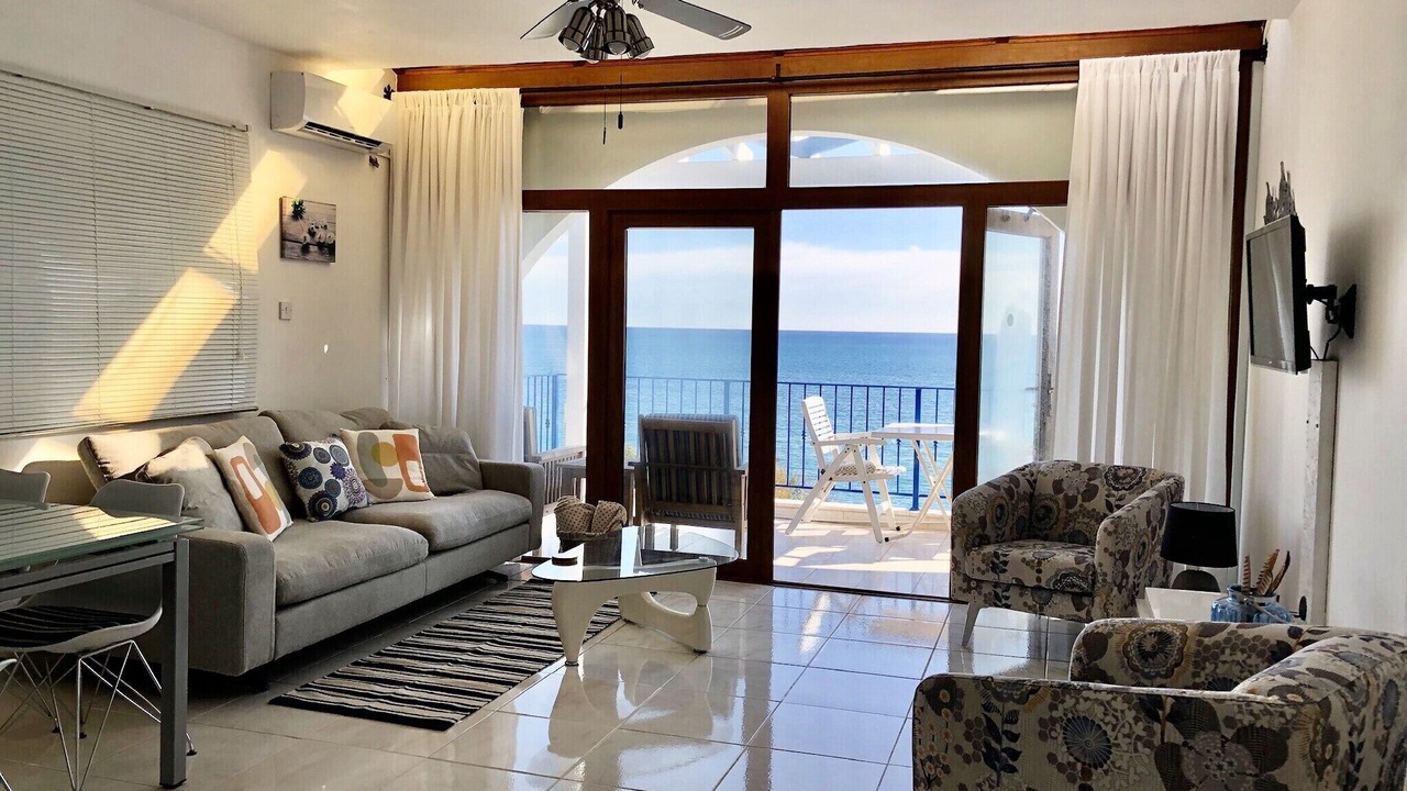 Photo of Livingroom in Pissouri