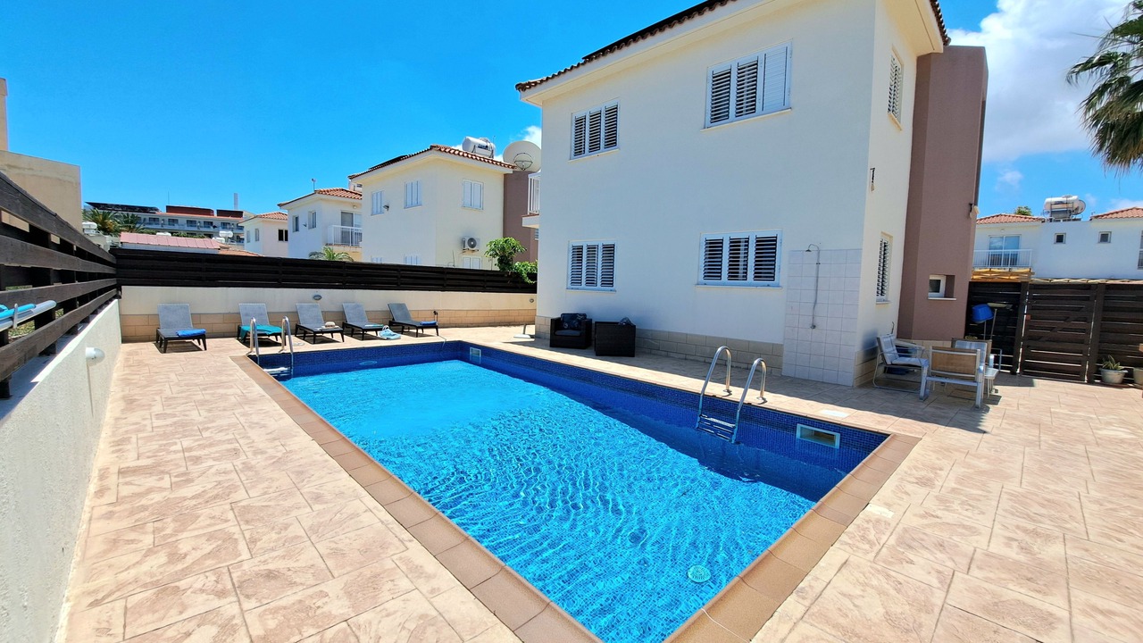 Photo of Outdoor in Pernera