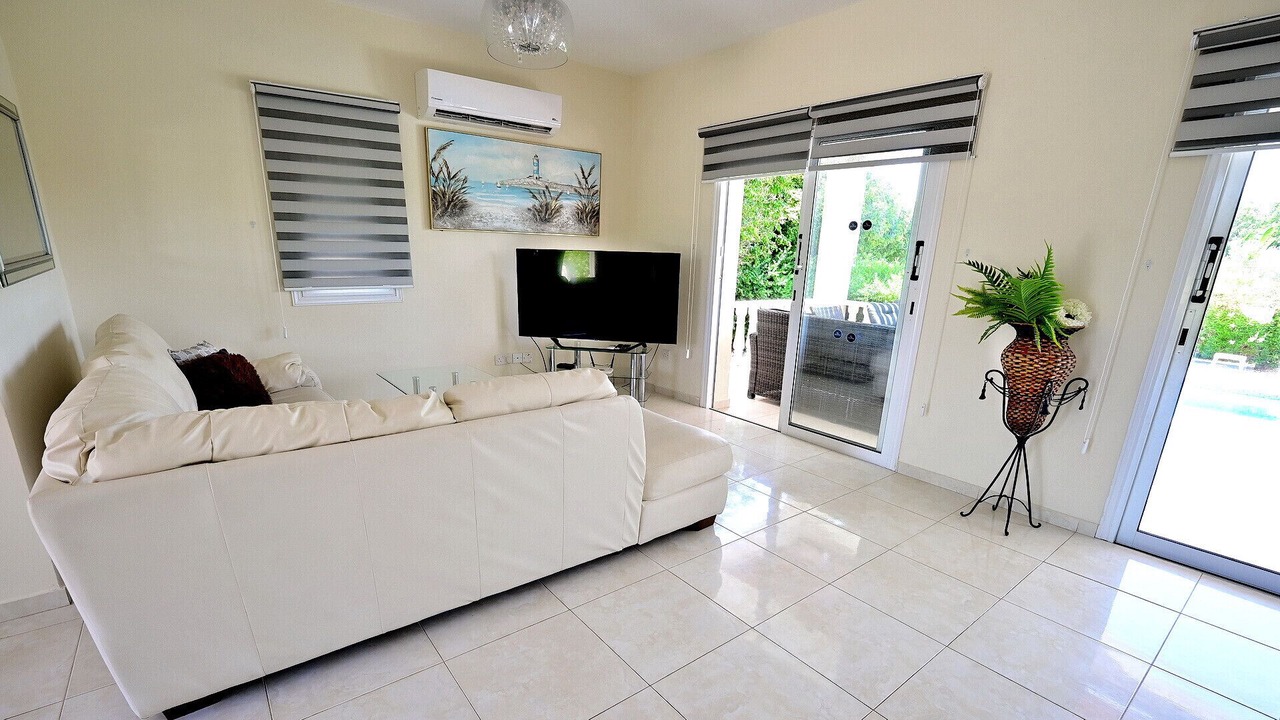Photo of Livingroom in Pegeia