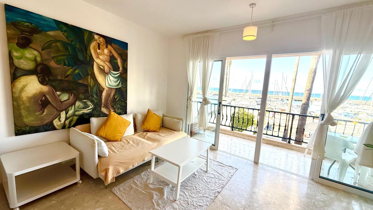 Photo of Livingroom in Latchi