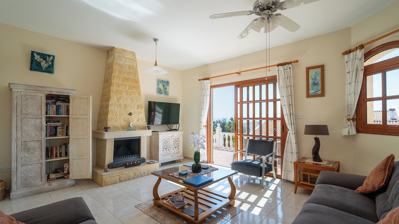 Photo of Livingroom in Pissouri