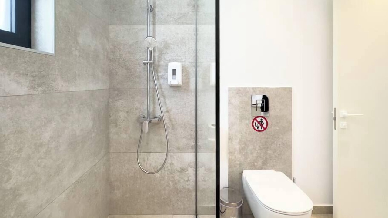 Photo of Bathroom in Chlorakas
