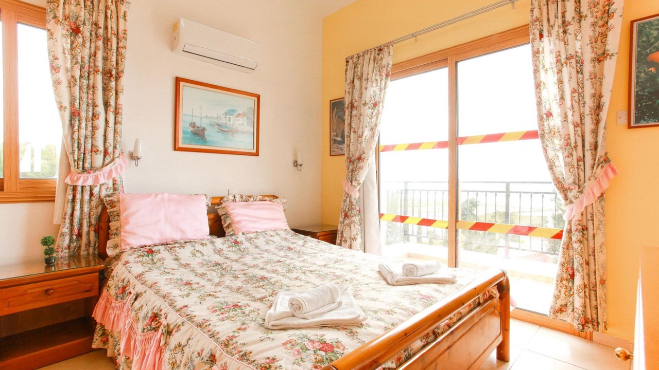 Photo of Bedroom in Argaka