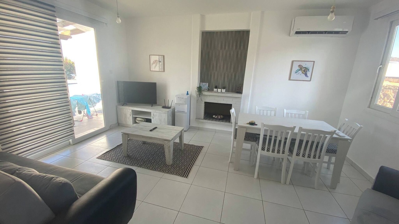 Photo of Livingroom in Bahceli