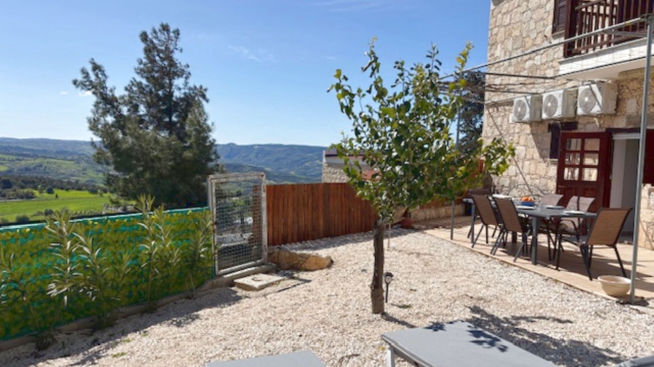 Photo of Outdoor in Pano Arodhes
