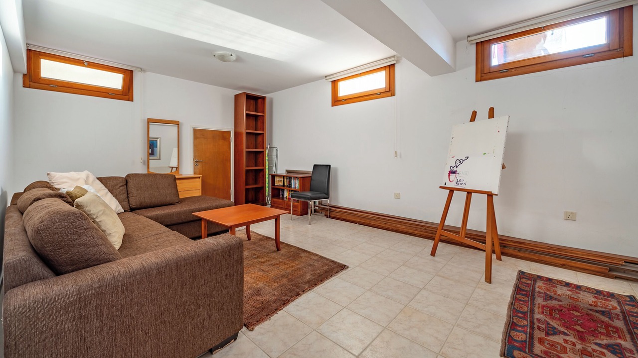 Photo of Livingroom in Aphrodite Hills