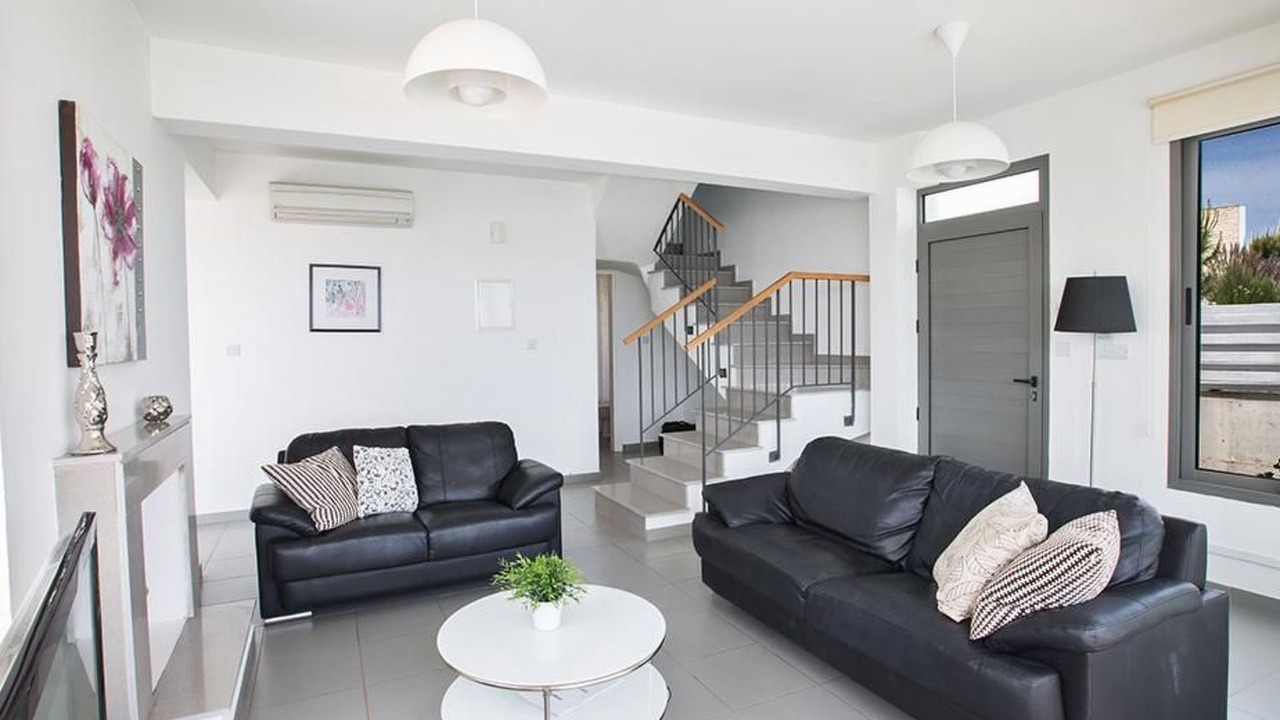 Photo of Livingroom in Latchi