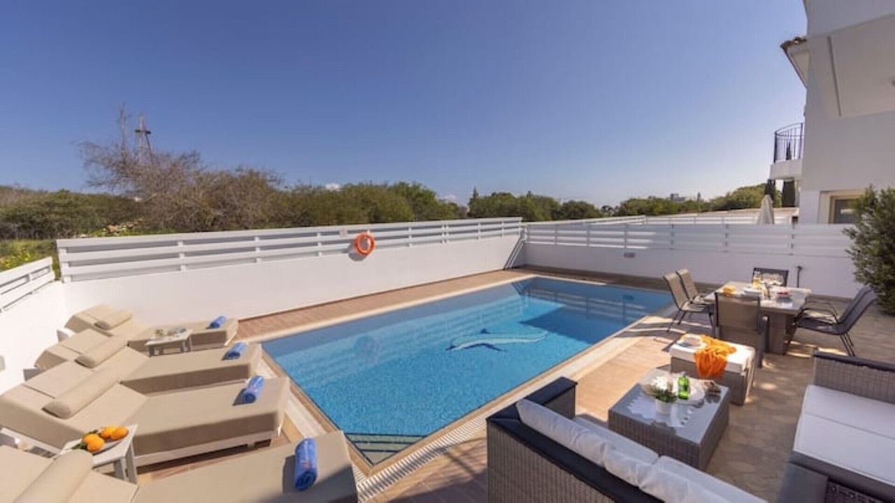 Photo of Outdoor in Pernera