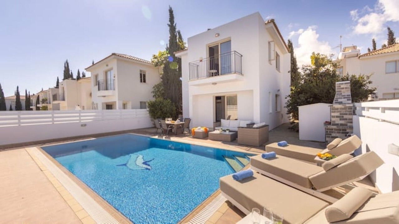 Photo of Outdoor in Pernera