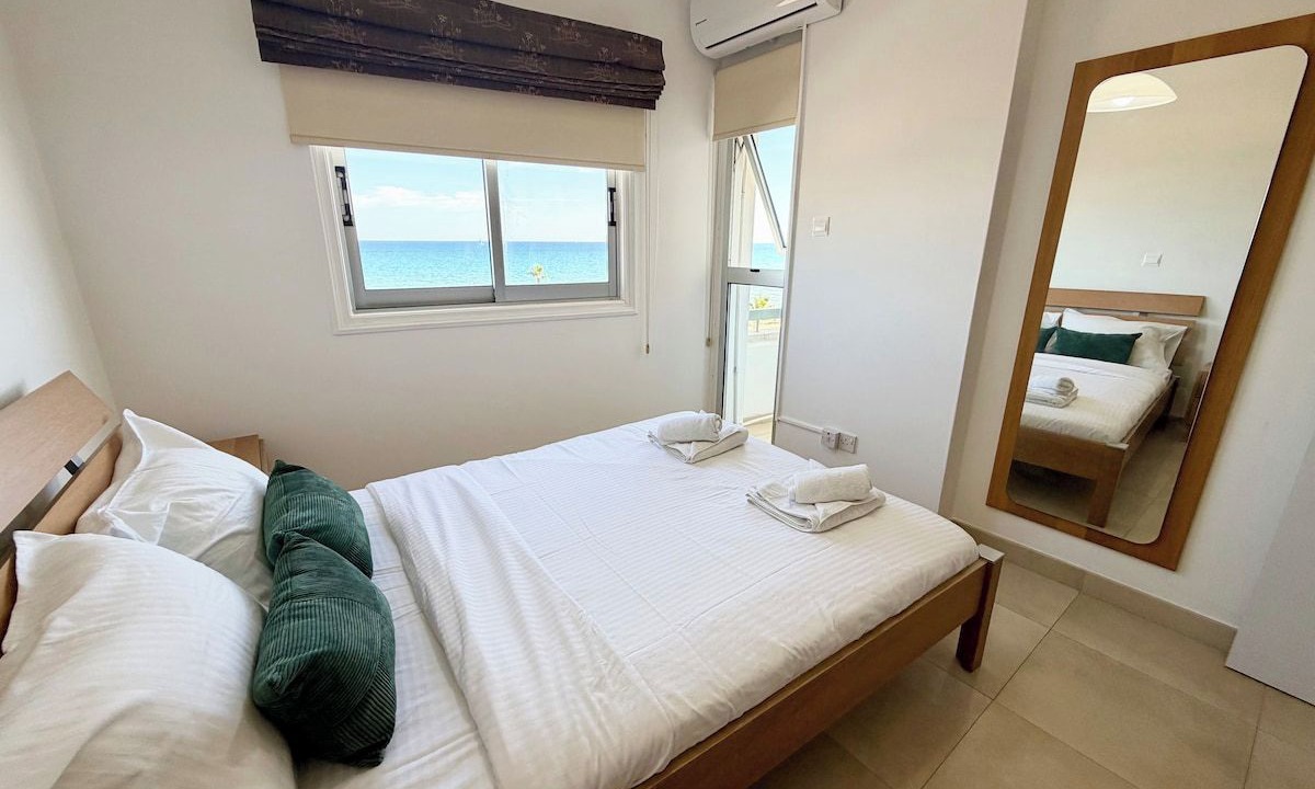 Photo of Bedroom in Larnaca City Centre