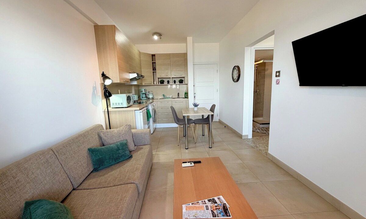 Photo of Livingroom in Larnaca City Centre