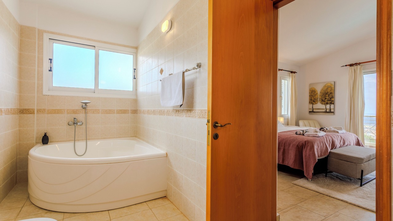 Photo of Bathroom in Pegeia