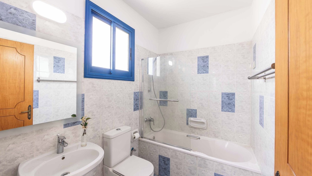Photo of Bathroom in Argaka