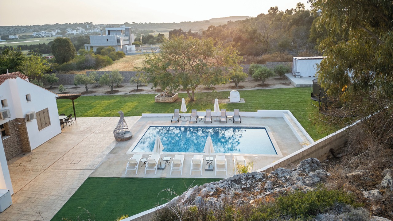 Photo of Outdoor in Cape Greko