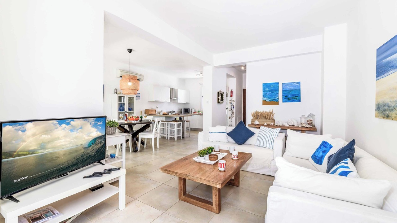 Photo of Livingroom in Cape Greko