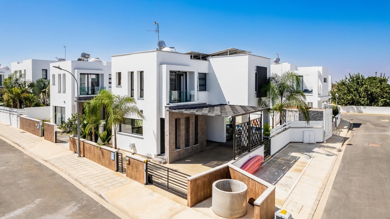 Photo of Others in Paralimni