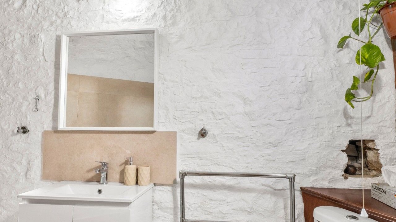 Photo of Bathroom in Laneia
